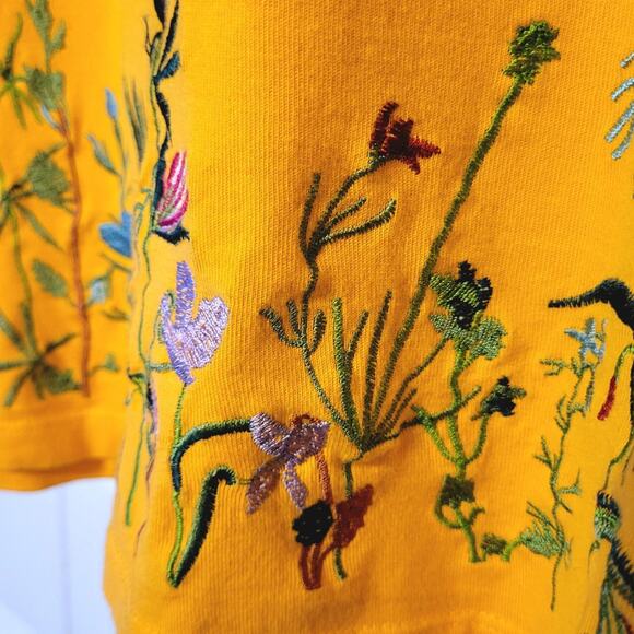Zara, M | Yellow Oversized Boho T-Shirt With Embroidered Floral Edge - Picture 4 of 6